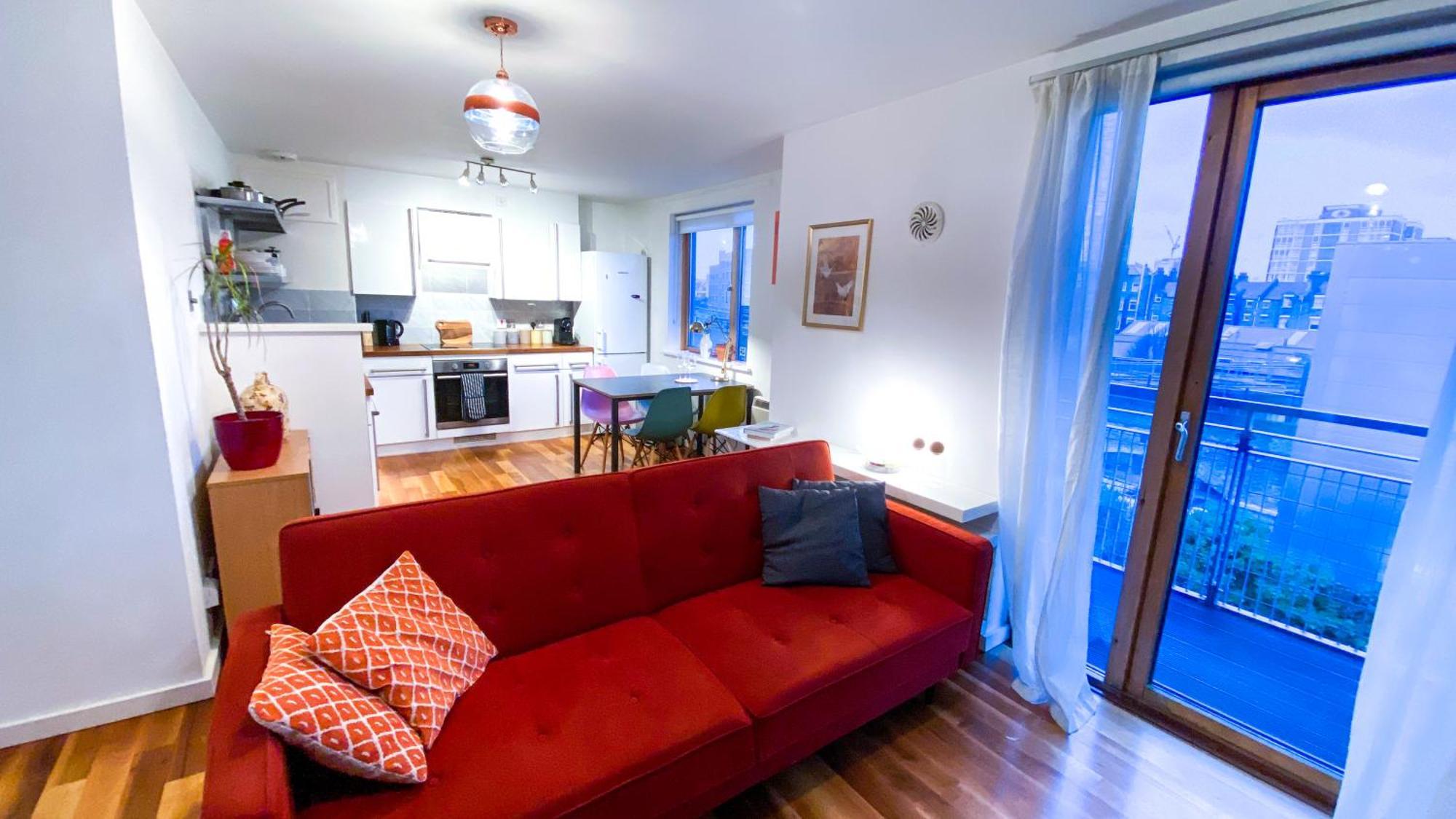2 Bed Shoreditch Home With Parking ลอนดอน ภายนอก รูปภาพ